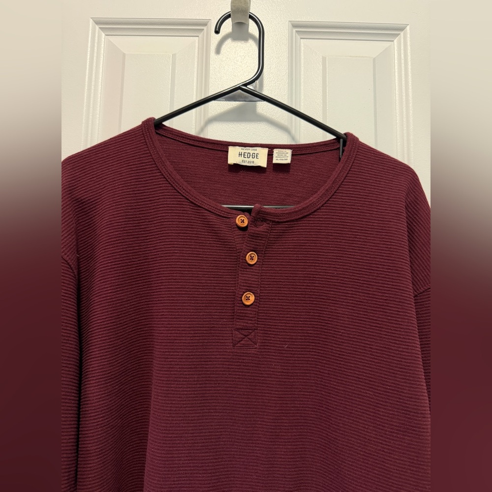 Hedge Men's Pullover Maroon Long Sleeve Shirt Size - Picture 2 of 9